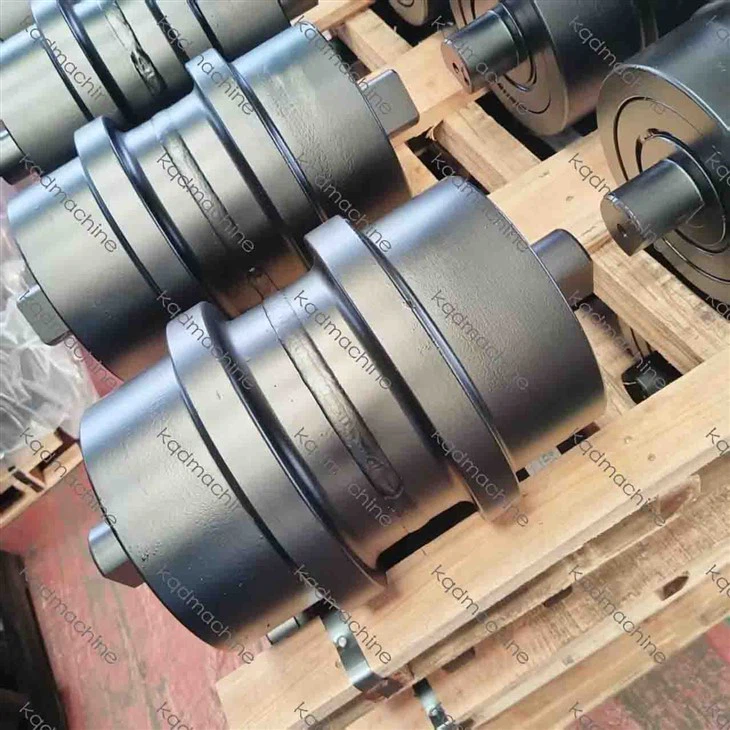 EX1900 TRACK ROLLER