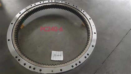 PC 240-6 Bearing swing
